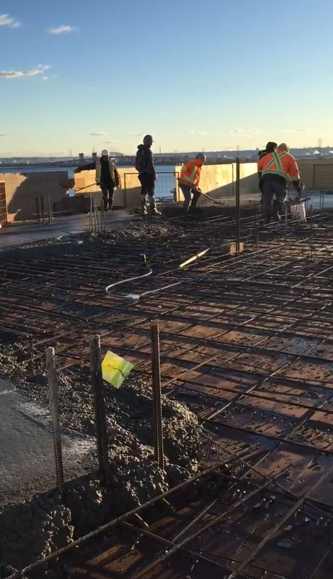 Bridgewater Residences On The Lake And The Pearle Hotel & Spa Under Construction Balconies Pour Bridgewater residences on the lake and the pearle hotel & spa under construction balconies pour