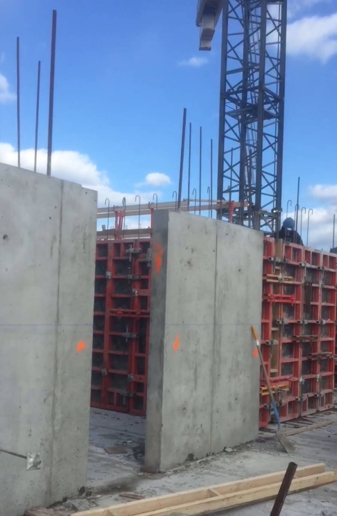 Bridgewater Residences On The Lake And The Pearle Hotel & Spa Under Construction Elevator Formwork Bridgewater residences on the lake and the pearle hotel & spa under construction elevator formwork