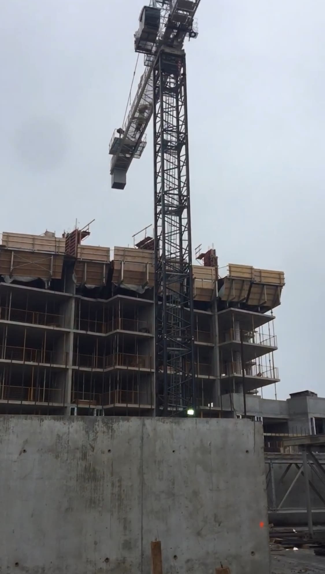 Bridgewater Residences On The Lake And The Pearle Hotel & Spa Under Construction Flying Panels Bridgewater residences on the lake and the pearle hotel & spa under construction flying panels