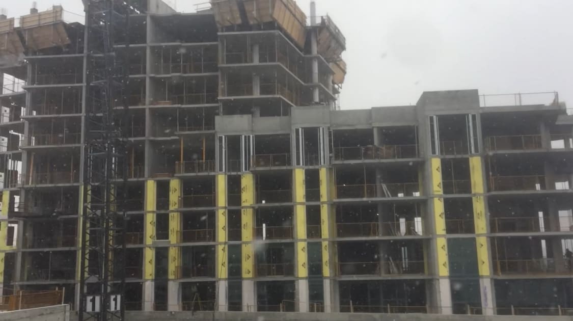 Bridgewater Residences On The Lake And The Pearle Hotel & Spa Under Construction Slab Edge Bridgewater residences on the lake and the pearle hotel & spa under construction slab edge