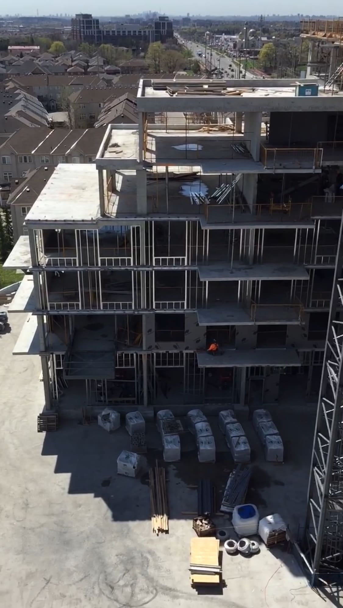 Bristol Condominiums Under Construction South Side Slab Edge Bristol condominiums under construction south side slab edge