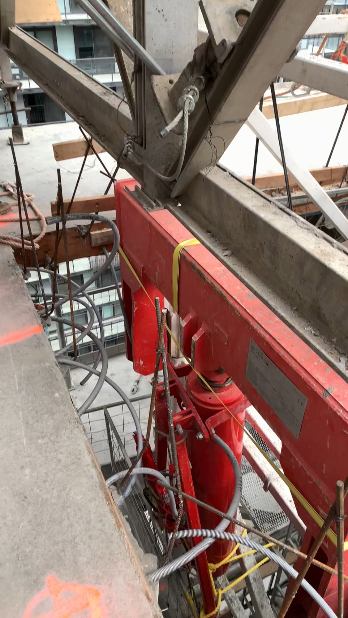 E2 Condos At Yonge And Eglinton Under Construction Crane Hydraulic Piston E2 condos at yonge and eglinton under construction crane hydraulic piston