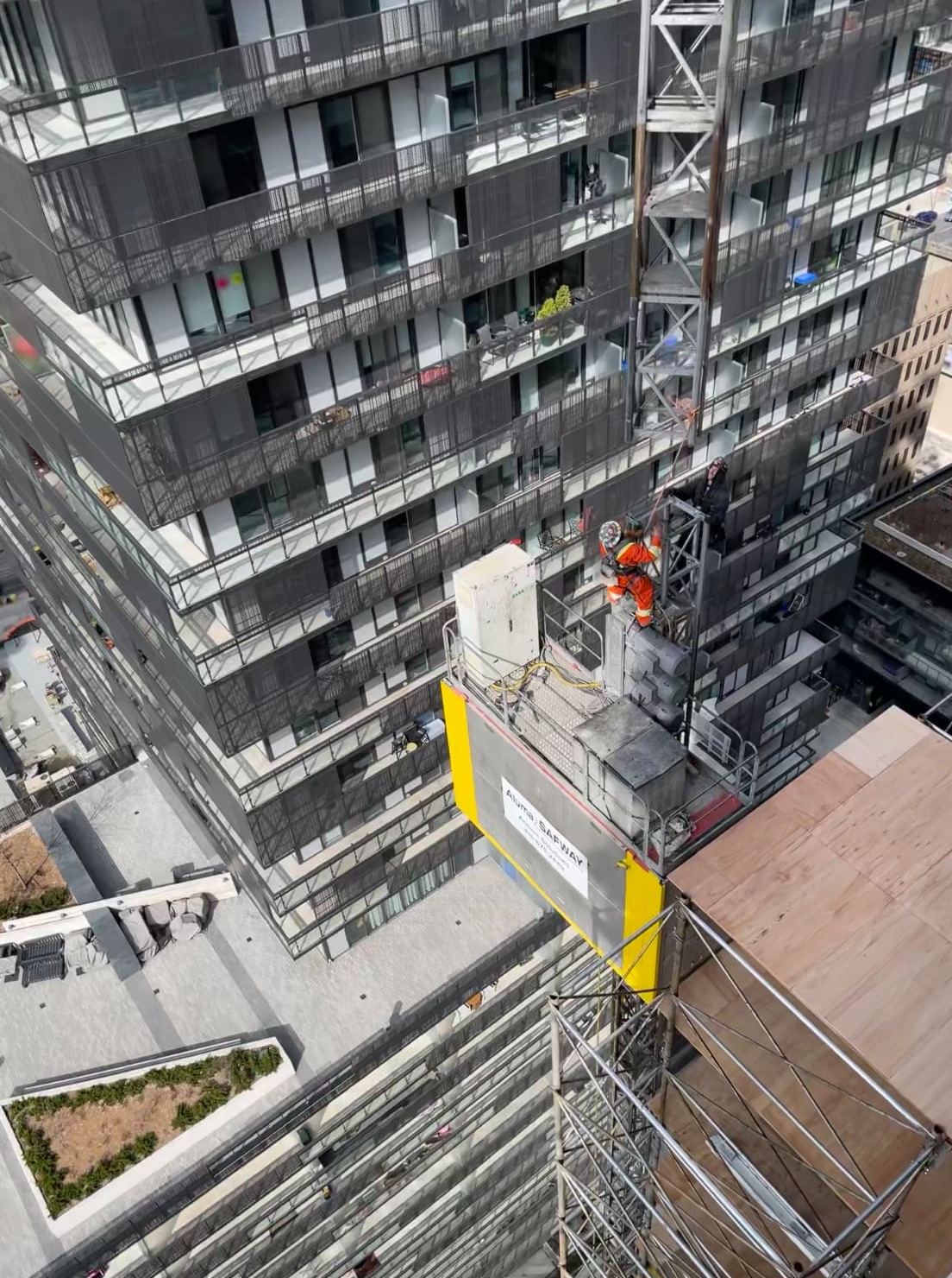 E2 Condos At Yonge And Eglinton Under Construction Hoist Extension E2 condos at yonge and eglinton under construction hoist extension