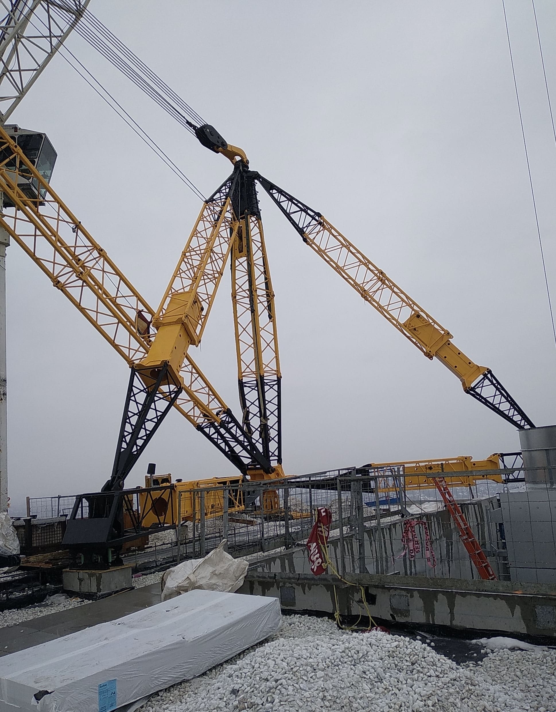 E2 Condos At Yonge And Eglinton Under Construction North East Derrick Crane Assembly E2 condos at yonge and eglinton under construction north east derrick crane assembly